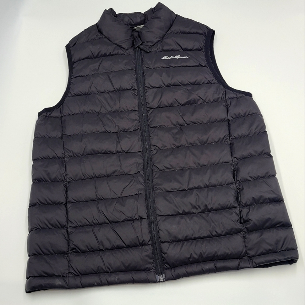 Eddie Bauer boys' black down puffer vest size L